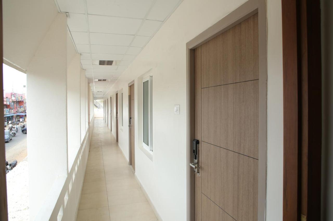 Kalpana Nest Hotel Tudiyalur Екстериор снимка